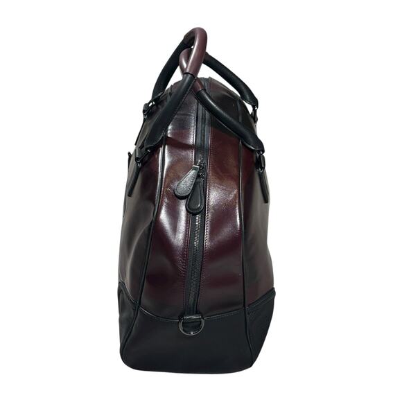 TED BAKER LEATHER OVERNIGHT BAG BURGUNDY AND BLACK CHECK - Picture 2 of 13